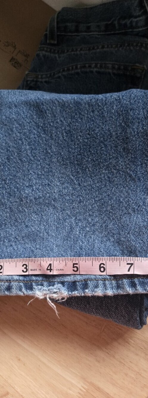 Levi Strauss Husky Boys Jeans Marked 31x27 Measuring 28x25 Stamped Irregular - Picture 3 of 5
